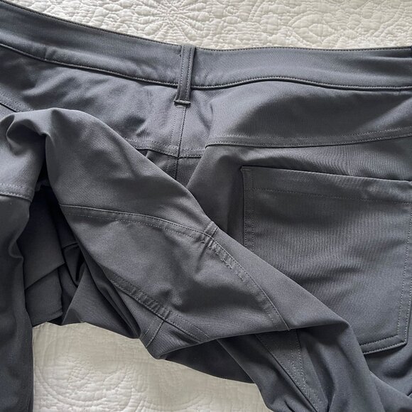 Lululemon ABC Pant Classic 28" Warpstreme Size 36 in Obsidian Grey - Picture 7 of 9